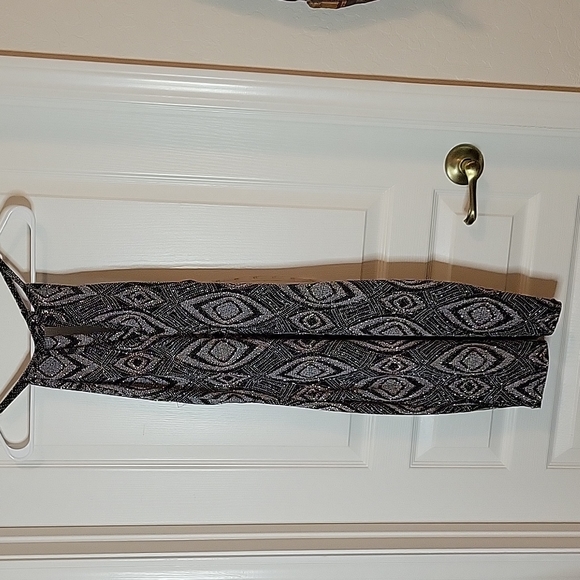 Kyrra Sparkly Party Dress - Picture 10 of 14